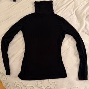 H&M black turtleneck